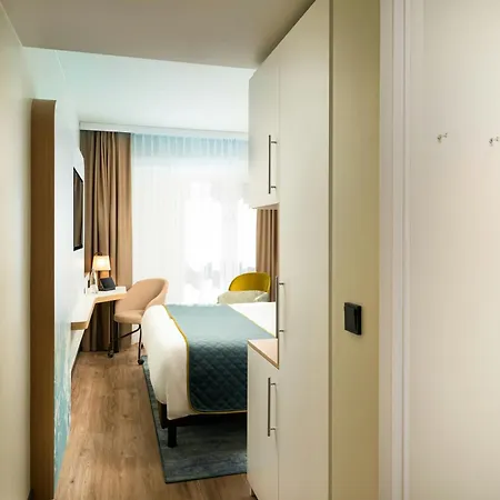 Leonardo Hotel Hamburg Altona-2